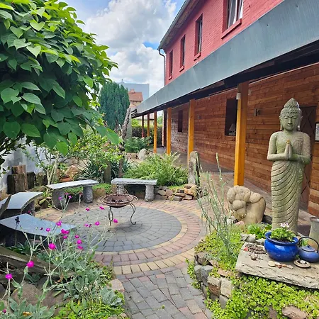 Holzhuette, Camping-Pod Inklusive Sauna & Fruehstueck, Bad & Wc Ueber Die Terrasse Campeggio Halle (Saale)