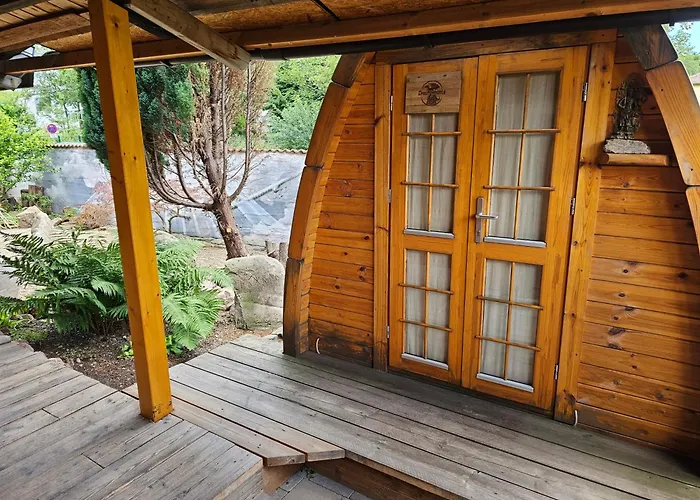 Holzhuette, Camping-Pod Inklusive Sauna & Fruehstueck, Bad & Wc Ueber Die Terrasse Halle (Saale)