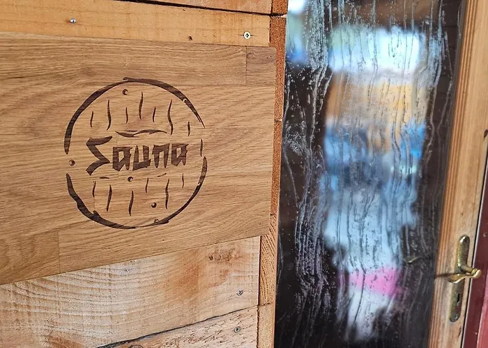 Campeggio Holzhuette, Camping-Pod Inklusive Sauna & Fruehstueck, Bad & Wc Ueber Die Terrasse Halle (Saale)